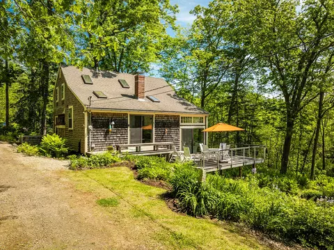 46 Collins Cove Ln, Cushing, ME 04563