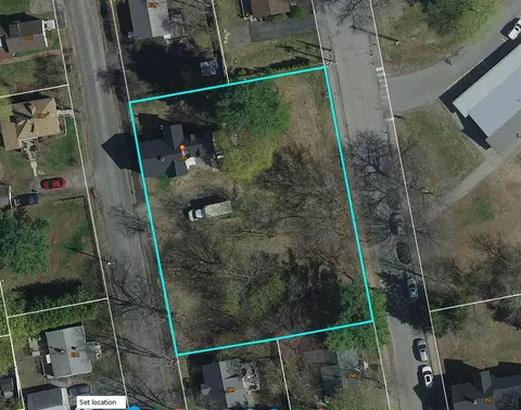 223 Pearl St, Bangor, ME 04401