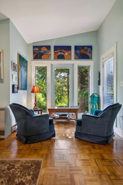 32 Water St, Damariscotta, ME 04543