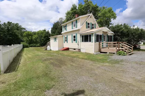 39 S Factory St, Skowhegan, ME 04976