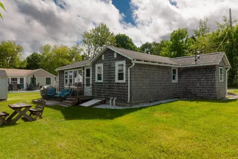 18 Moody Ln, York, ME 03909
