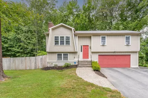 29 Settler Rd, South Portland, ME 04106