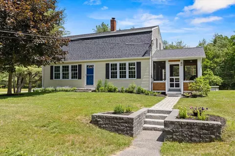 10 Frazier Acres Ln, Scarborough, ME 04074