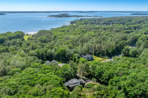 124 Foreside Rd, Cumberland, ME 04110