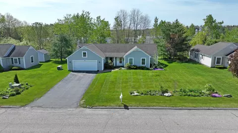 12 Juneberry Ln, Scarborough, ME 04074