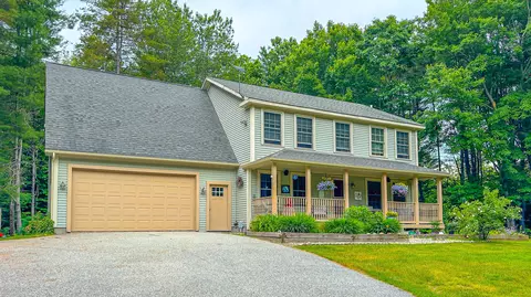 59 Quarterhorse Dr, Bridgton, ME 04009