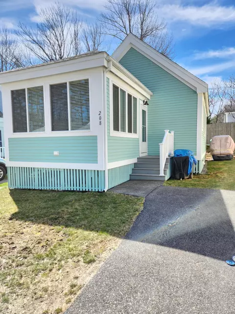 1 Old County Rd #208, Wells, ME 04090