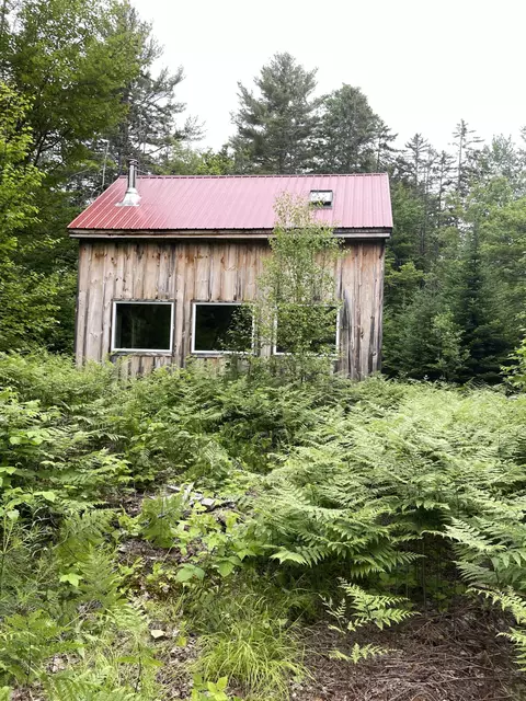 APT Taylor Cemertary, Wellington, ME 04942