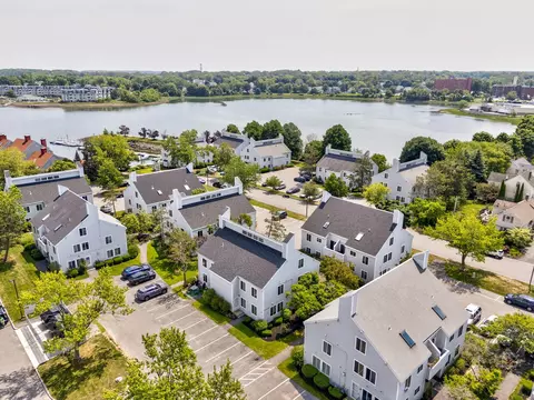 18 Ocean St #61, South Portland, ME 04106