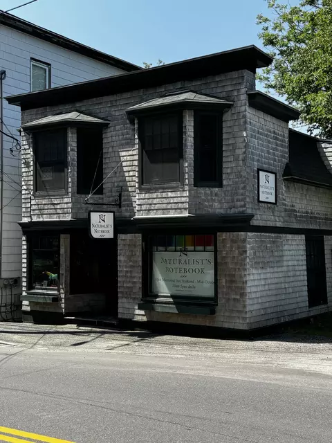 16 Main St, Mount Desert, ME 04675