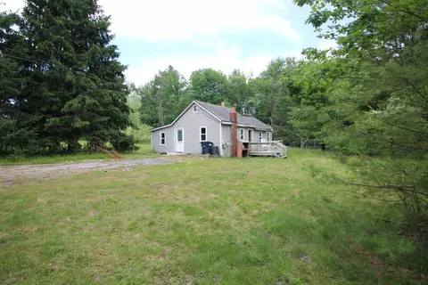 384 Parker Farm Rd, Buxton, ME 04093