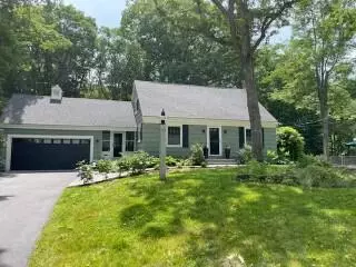 144 Oakhurst Rd, Cape Elizabeth, ME 04107