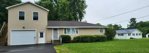 287 Old County Rd, Hampden, ME 04444