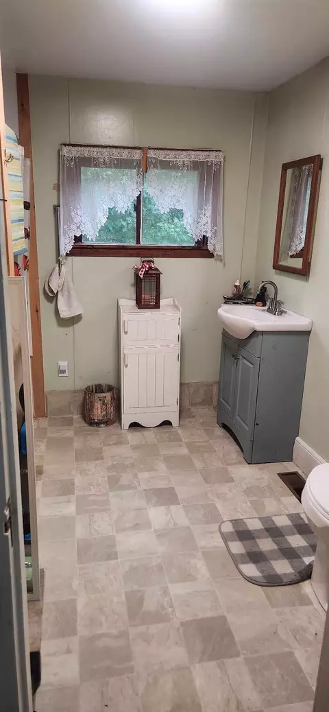 Bath - 39 Main St, Harmony, ME 04942 photo 1 of 2
