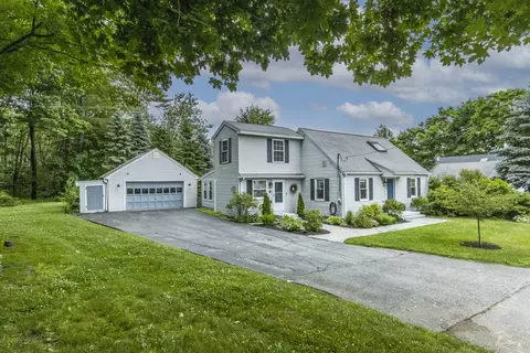 9 Frye St, Portland, ME 04103