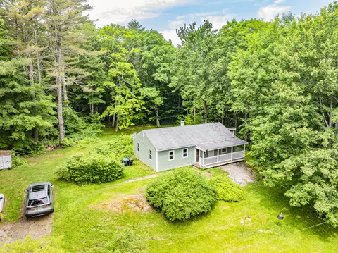 350 Gray Rd, Falmouth, ME 04105