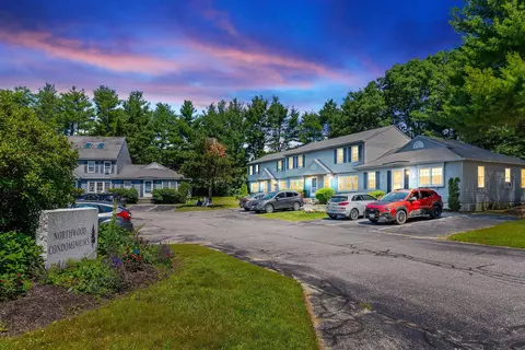 2 Northwood Dr #2, Portland, ME 04103
