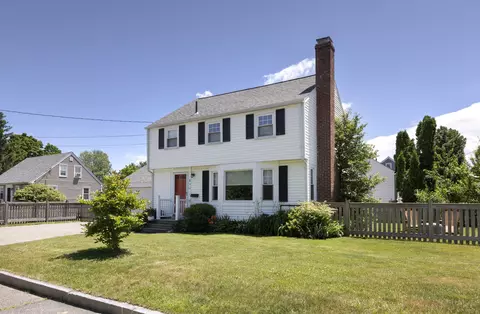 3 Loraine St, Portland, ME 04103