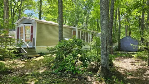 7 Port Dr, Freeport, ME 04032