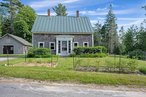 123 Curtis Cove Rd, Blue Hill, ME 04614