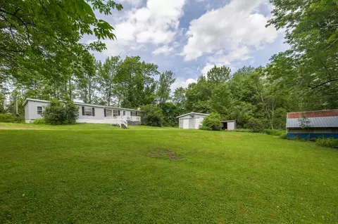 140 Cressey Rd, Monmouth, ME 04259