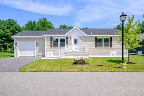 72 Settlement Loop, Kittery, ME 03904