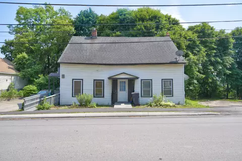 71 Jefferson St, Bangor, ME 04401