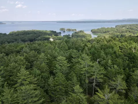 10 South Street # m, Blue Hill, ME 04614