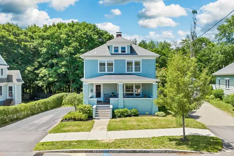 99 Belknap St, Dover, NH 03820