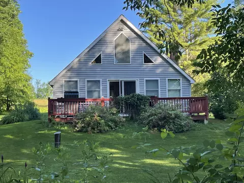 148 Sidelinger Ln, Burnham, ME 04922