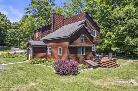 92 Bartlett Rd, Kittery Point, ME 03905
