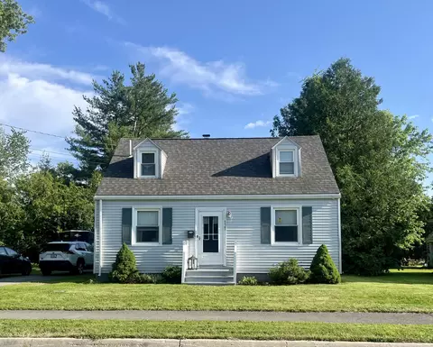 121 Washington St, Brewer, ME 04412