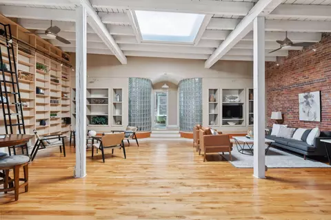 34 Lafayette St #3, Portland, ME 04101