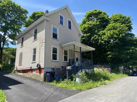 10 Nelson St, Bangor, ME 04401