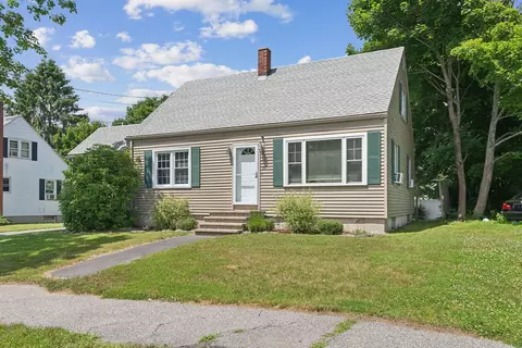 111 E Commonwealth Dr, Portland, ME 04103