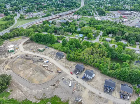 63 Wildwood Dr, Bangor, ME 04401