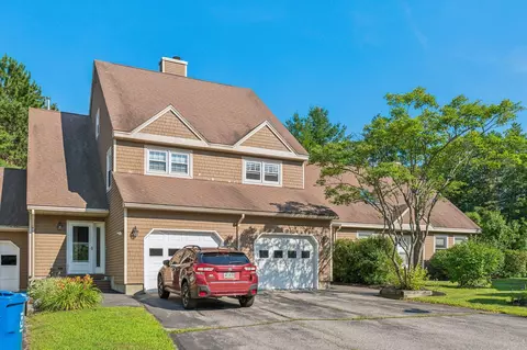 3 Merrymeeting Dr #3, Portland, ME 04103