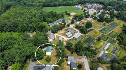 16 Stevenson Rd, Kittery, ME 03904