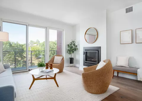 387 Commercial St #430, Portland, ME 04101