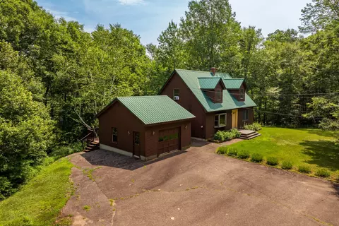 1436 State Rd, Eliot, ME 03903
