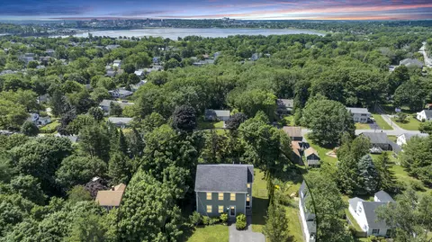 37 Grafton St, Portland, ME 04103