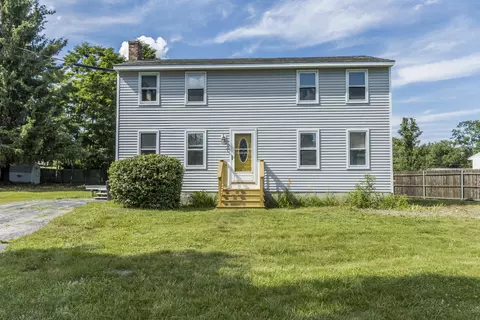 35 Sterling Dr, Westbrook, ME 04092