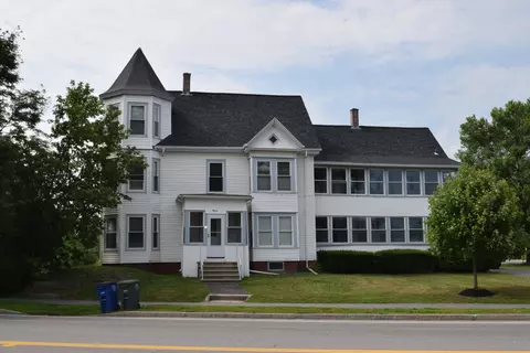 11 New Gorham Rd, Westbrook, ME 04092