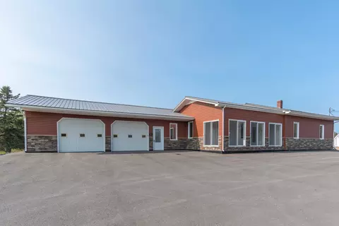 647 Beaulieu Rd, Saint David, ME 04773