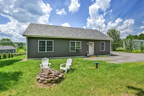 84 Wales Rd, Sabattus, ME 04280