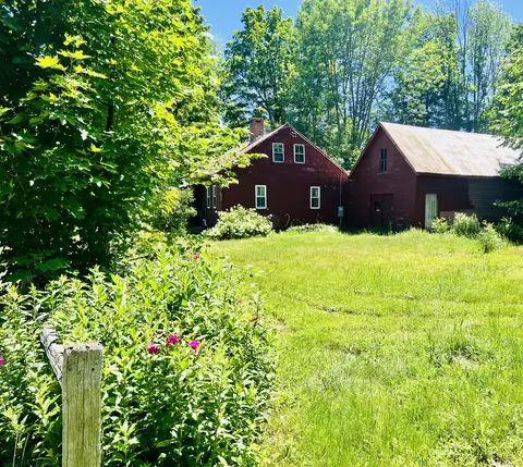 723 North Rd, Parsonsfield, ME 04047