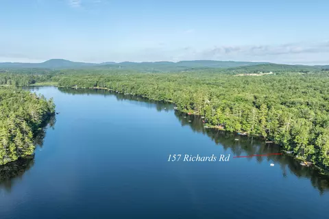 157 Richards Rd, Lincolnville, ME 04849