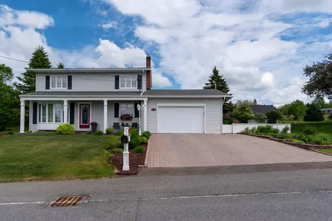 230 19th Ave, Madawaska, ME 04756