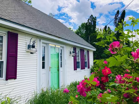 422 Main St, Sanford, ME 04083