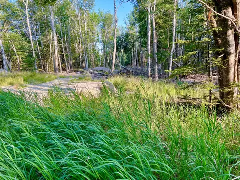 34 Hillcrest Cir, Southwest Harbor, ME 04679